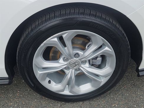 Used 2023 Honda Accord LX image 10