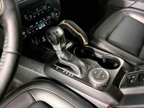 Used 2025 Ford Bronco Badlands AWD/4WD image 15