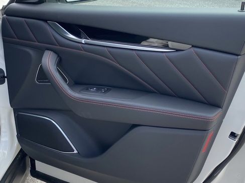 New 2024 Maserati Levante GT Ultima image 36