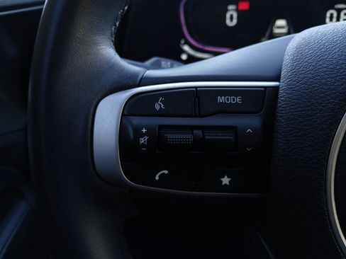 Used 2023 Kia Sportage EX image 17