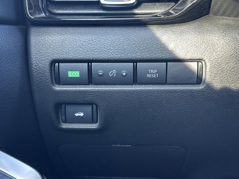 Used 2023 Nissan Sentra SR w/ Midnight Edition Package image 25