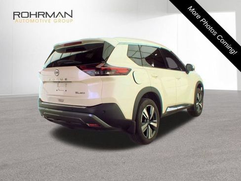 Used 2023 Nissan Rogue SL AWD/4WD image 2