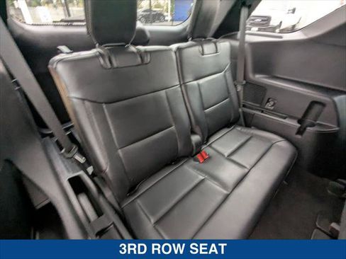 Used 2020 Ford Explorer XLT w/ Equipment Group 202A AWD/4WD image 22