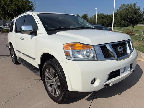 Used 2015 Nissan Armada SL AWD/4WD image 2