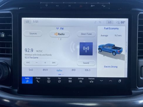 Used 2024 Ford F150 Lariat w/ FX4 Off-Road Package image 7