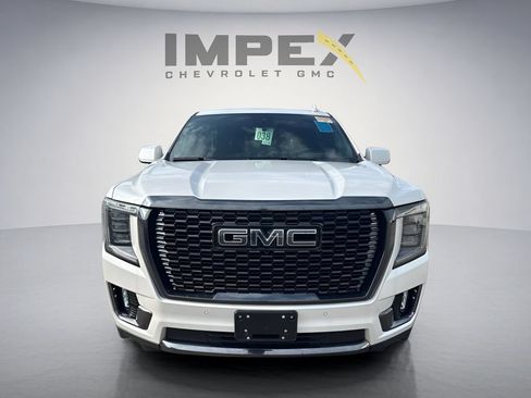Used 2024 GMC Yukon XL Denali Ultimate AWD/4WD image 6