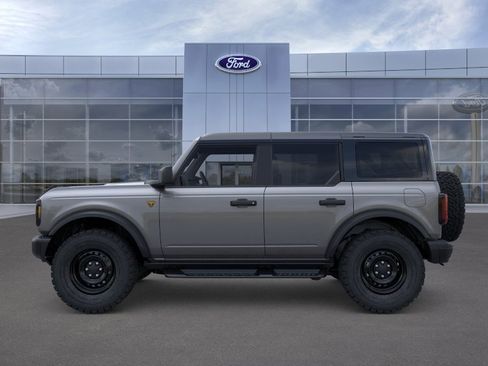 New 2026 Ford Bronco Badlands AWD/4WD image 3