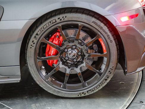 Used 2023 Audi R8 V10 GT RWD image 24