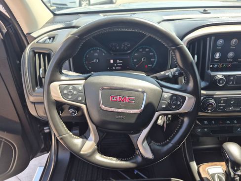 Used 2022 GMC Canyon Denali AWD/4WD image 18