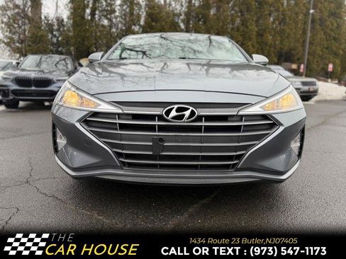 Used 2019 Hyundai Elantra Value Edition w/ Winter Weather Package image 3