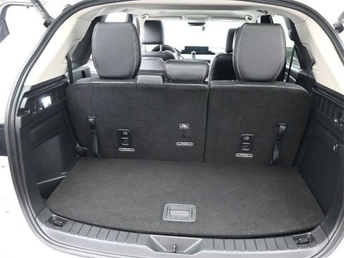 Certified 2024 MAZDA CX-90 3.3 Turbo w/ Preferred Plus image 18