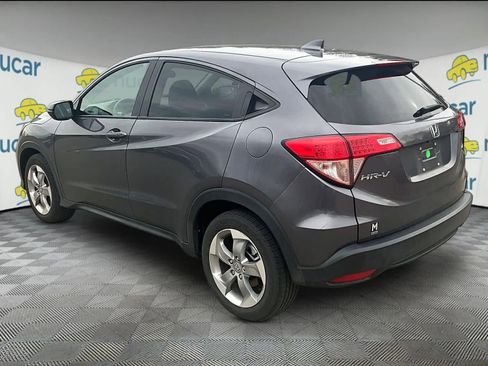 Used 2017 Honda HR-V EX image 3
