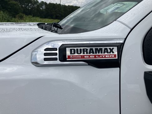 New 2025 GMC Sierra 3500 Pro w/ Convenience Package image 4