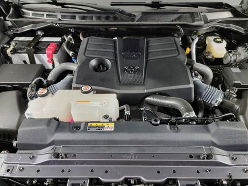 Used 2024 Toyota Tundra Limited image 35