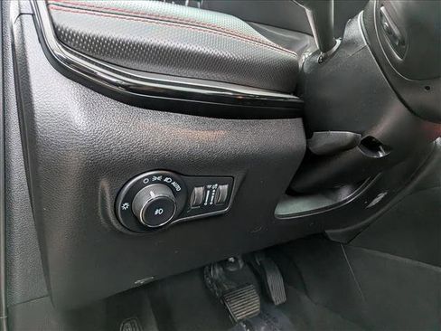 Used 2022 Jeep Compass Trailhawk w/ Trailhawk Convenience Group image 16