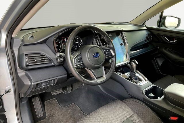 Used 2024 Subaru Outback Premium AWD/4WD image 19