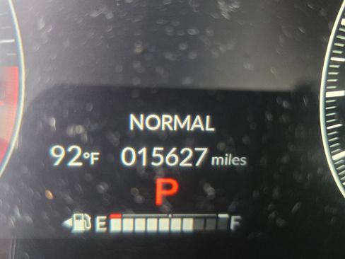 Used 2025 Honda HR-V LX image 21
