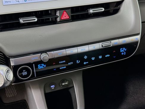Used 2024 Hyundai Ioniq 5 SE image 24