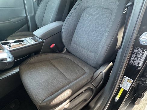 Used 2020 Hyundai Kona SEL FWD image 12