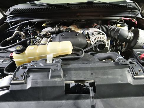 Used 2002 Ford F250 XLT AWD/4WD image 18