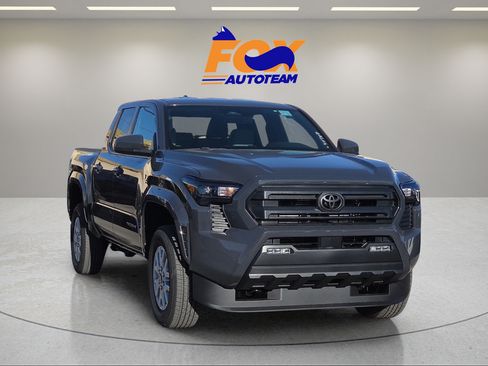 Used 2026 Toyota Tacoma SR5 RWD image 6