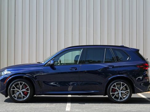 Used 2026 BMW X5 xDrive50e w/ M Sport Package AWD/4WD image 57