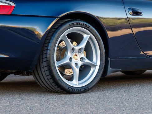 Used 2003 Porsche 911 GT3 RS image 41
