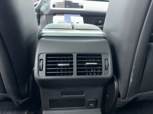 Used 2023 Land Rover Range Rover Velar R-Dynamic S image 21