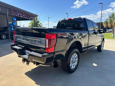 Used 2022 Ford F250 Platinum w/ FX4 Off-Road Package AWD/4WD image 8