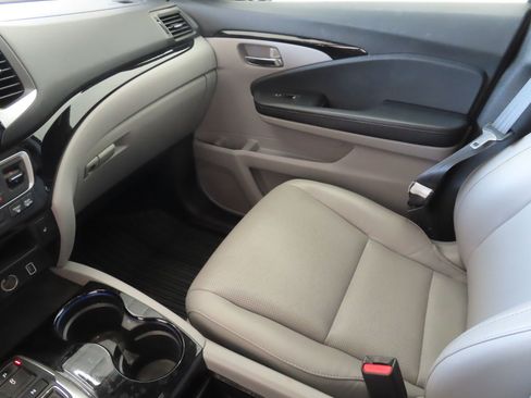 Used 2020 Honda Ridgeline RTL-E image 20