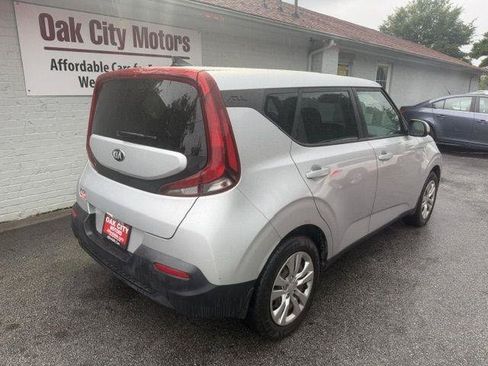 Used 2020 Kia Soul LX FWD image 5