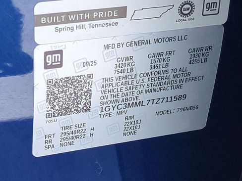 Certified 2026 Cadillac Vistiq Premium Luxury AWD/4WD image 24