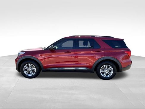 Used 2020 Ford Explorer XLT image 7