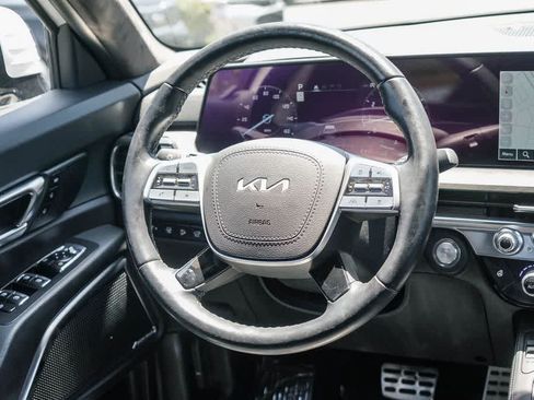 Certified 2025 Kia Telluride SX Prestige X-Line AWD/4WD image 14