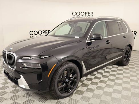 New 2025 BMW X7 xDrive40i w/ Parking Assistance Package image 11