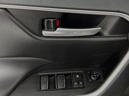 Used 2024 Toyota RAV4 XLE image 17