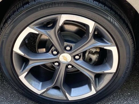 Used 2023 Chevrolet Malibu LT FWD image 32