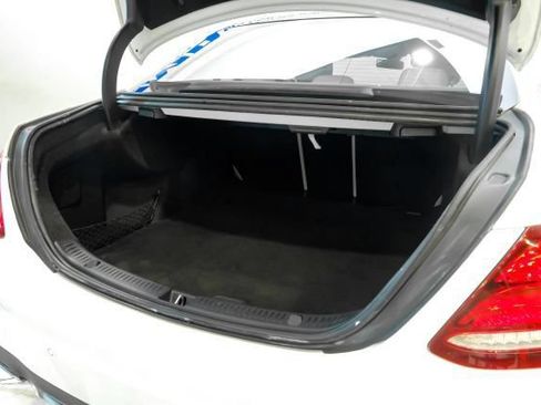 Used 2018 Mercedes-Benz E 300 image 61