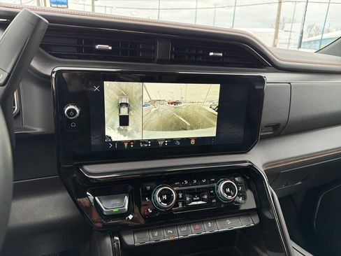 Used 2024 GMC Sierra 2500 AT4 w/ AT4 Premium Plus Package image 31