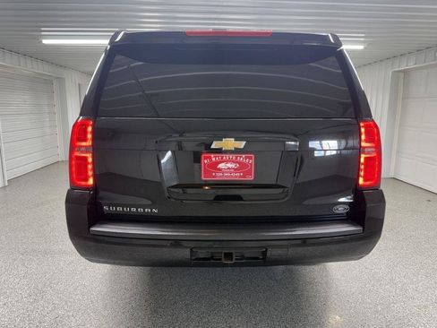 Used 2019 Chevrolet Suburban LT AWD/4WD image 6