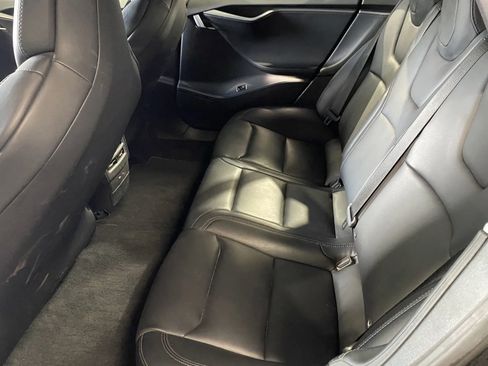 Used 2018 Tesla Model S 75D image 10
