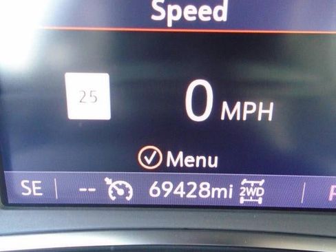 Used 2023 GMC Acadia SLT w/ Trailering Package AWD/4WD image 6