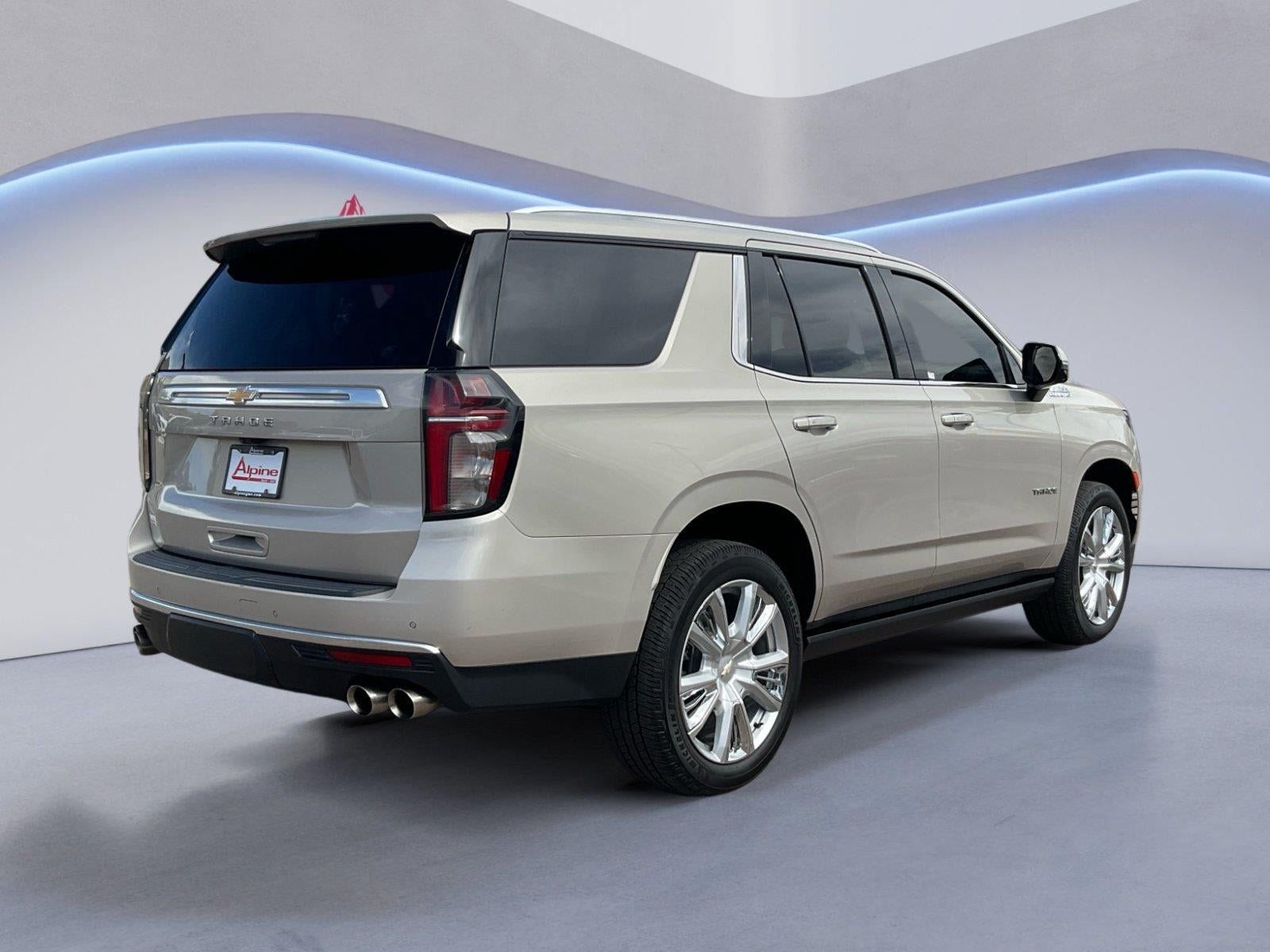 Used 2021 Chevrolet Tahoe High Country w/ Premium Package AWD/4WD image 5