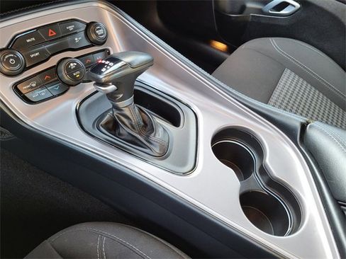 Used 2023 Dodge Challenger SXT w/ Blacktop Package image 9