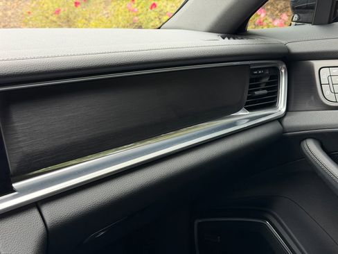 Used 2023 Porsche Panamera Platinum Edition image 27