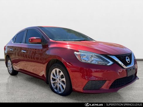 Used 2019 Nissan Sentra SV FWD image 2