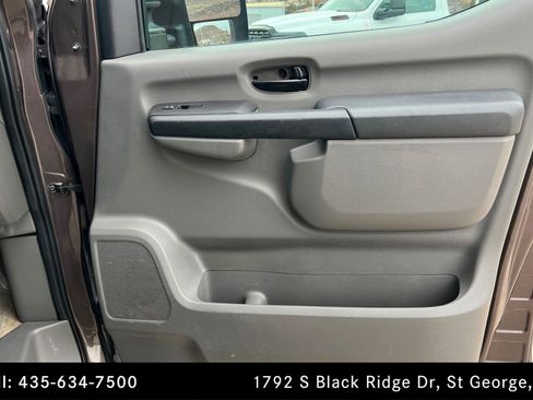 Used 2018 Nissan NV 3500 SL image 21