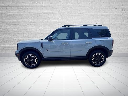 Used 2023 Ford Bronco Sport Outer Banks w/ Tech Package AWD/4WD image 7