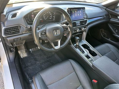 Used 2019 Honda Accord Sport image 9
