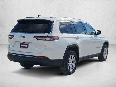 Used 2022 Jeep Grand Cherokee L Limited w/ Trailer Tow Group (B) image 5